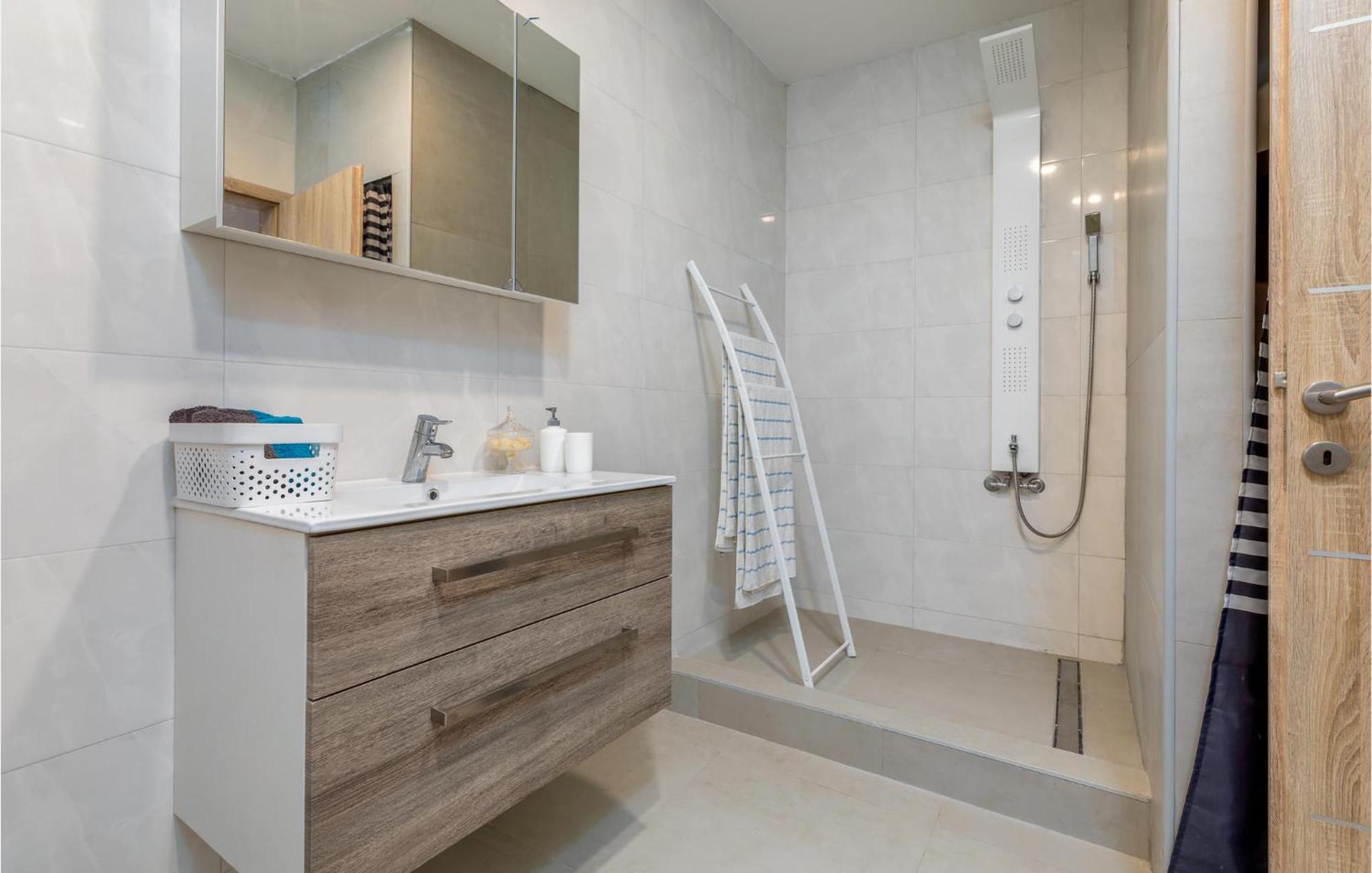 Awesome Apartment In Pula With Wifi Dış mekan fotoğraf